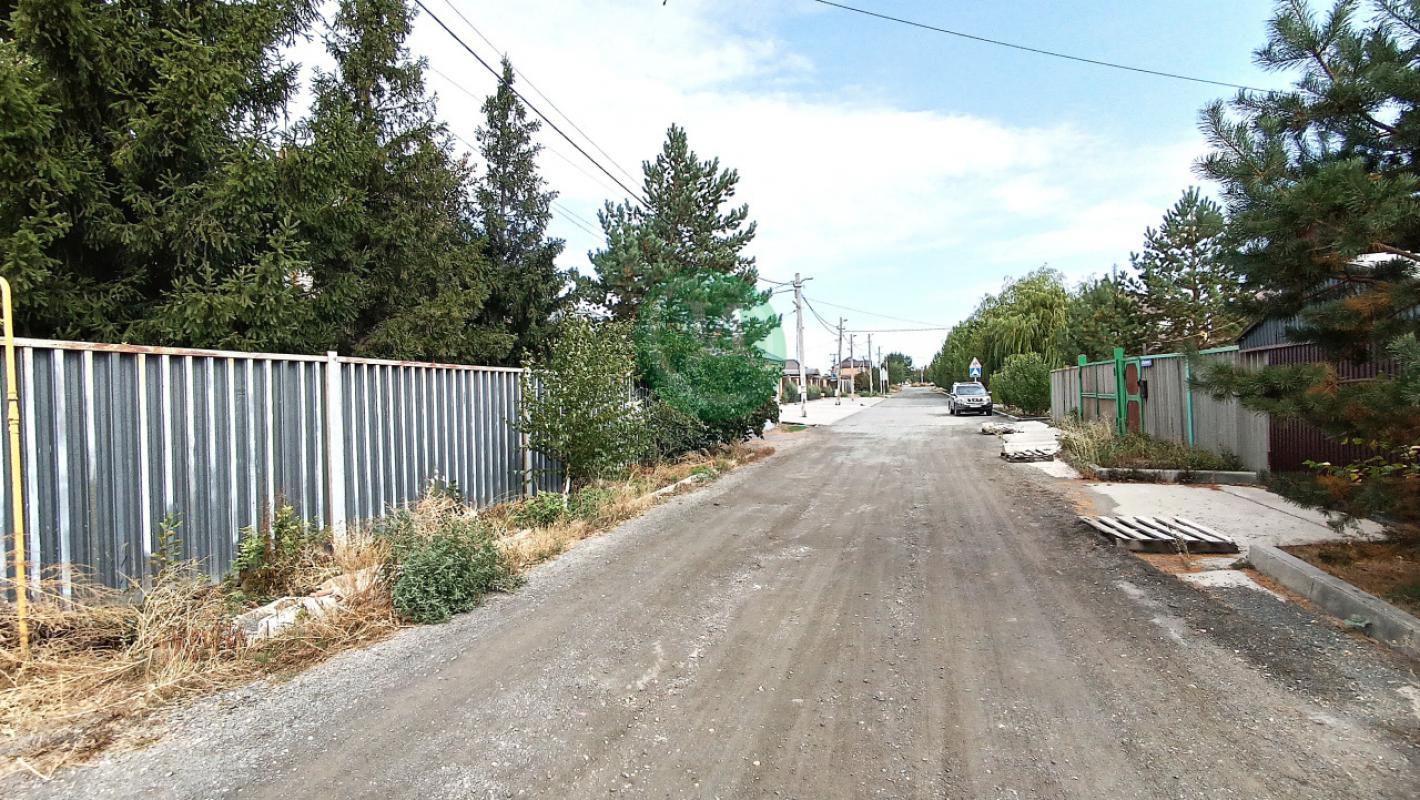 К продаже предлагается индивидуальный жилой дом на земельном участке полностью пригодный для комфорт - Орск