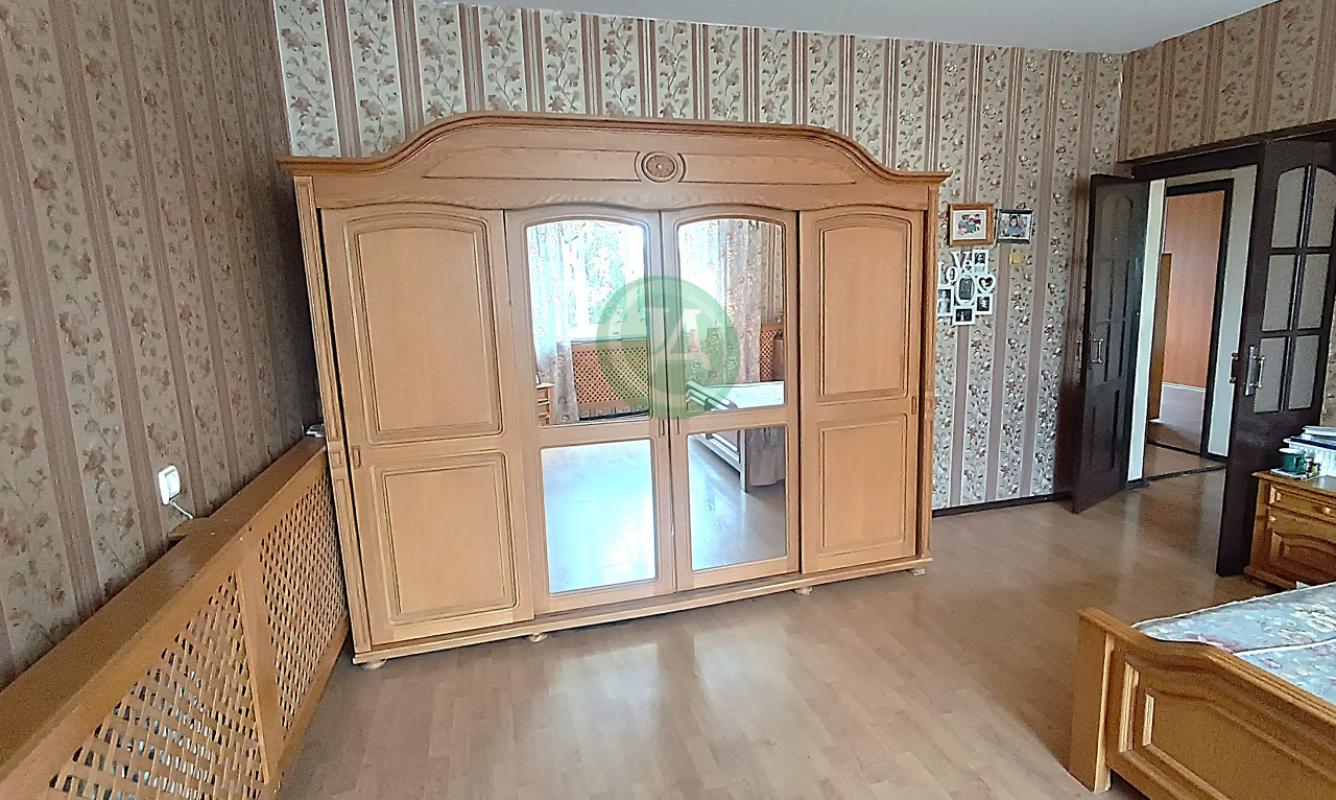 К продаже предлагается индивидуальный жилой дом на земельном участке полностью пригодный для комфорт - Орск