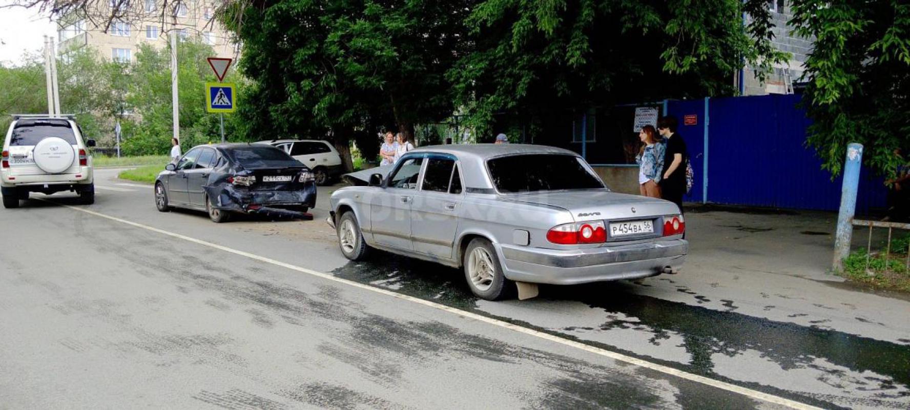 Продам битый автомобиль - Орск