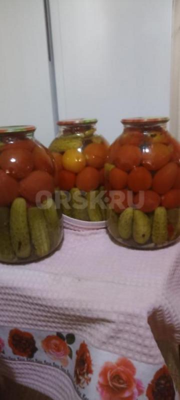 Огурцы, помидоры и ассорти 3л 250 р. - Орск