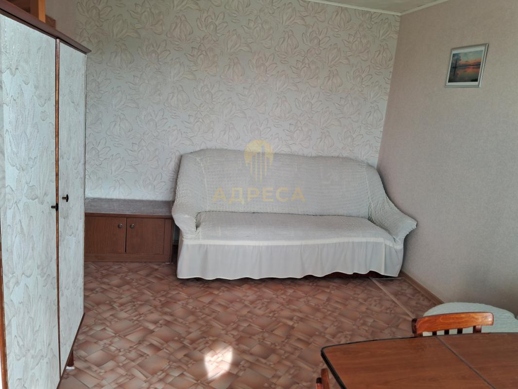 Продается 1 комнатная квартира на 9 этаже, 10 этажного дома(10 технический этаж) Площадь полезная 28 - Оренбург