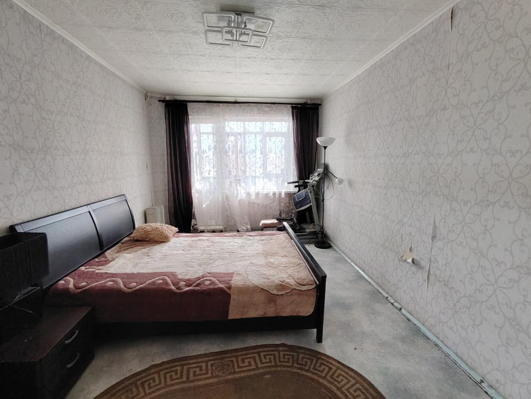 Продаётся уютная трёхкомнатная квартира площадью 61.5 квадратных метров, расположенная на втором эта - Орск