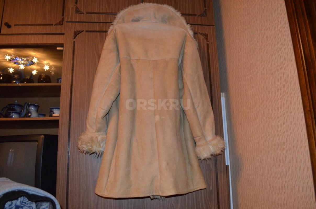 Продам офицерский тулуп ( практически новый ) . - Гай
