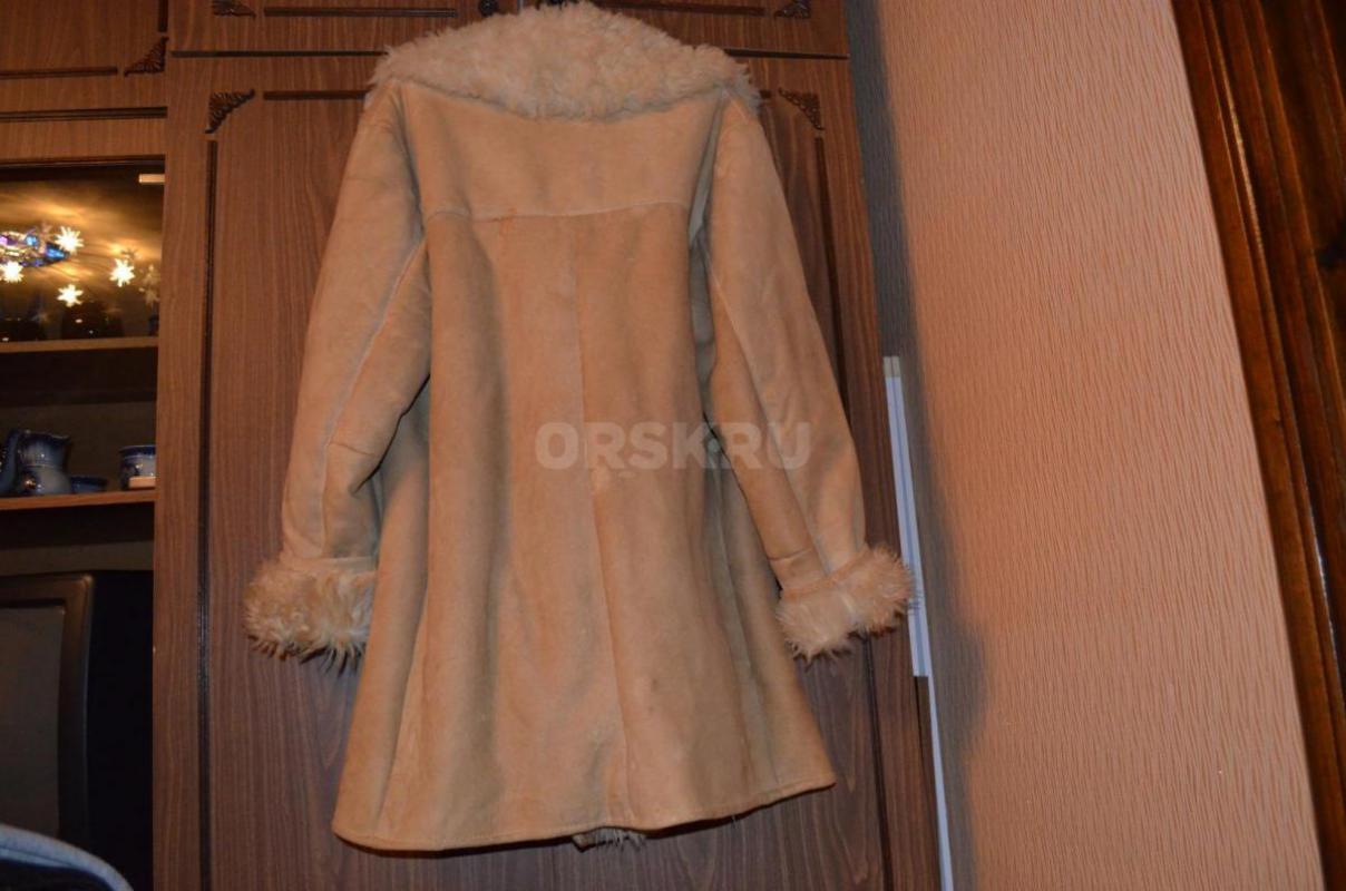 Продам офицерский тулуп ( практически новый ) . - Гай