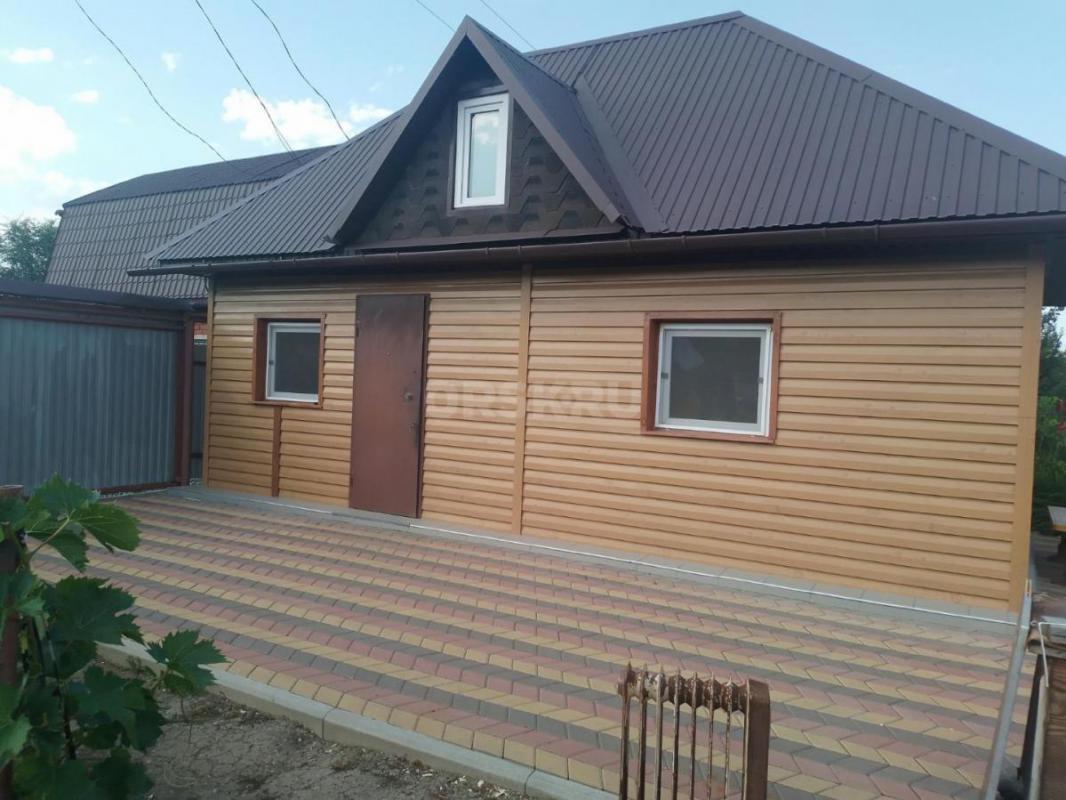 Продам садовый участок общество Ударник,5.3 сотки,дом,все насаждения,газон,ворота раздвижные,забор п - Орск