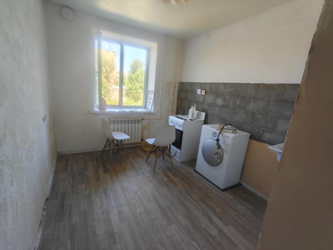 Продам 2-к квартиру по ул. - Орск
