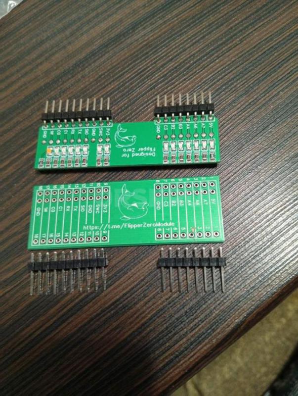 Устройство FLIPPER  ZERO  (MODEL  FLP-Z-W-R04(01)  с внешними радиомодулями (6 шт.)
Всё новое. - Орск
