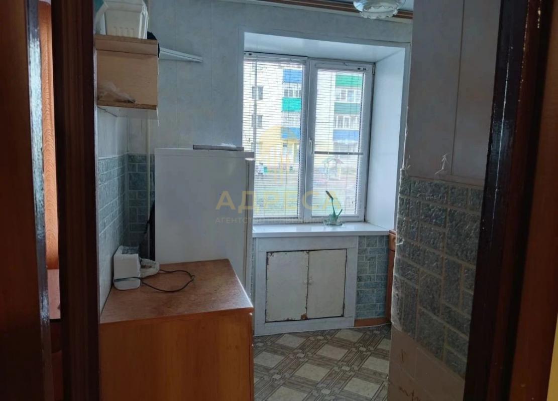 Продается 3 комнатная квартира по адресу Комарова 11, на 1 этаже пятиэтажного дома. - Благовещенск