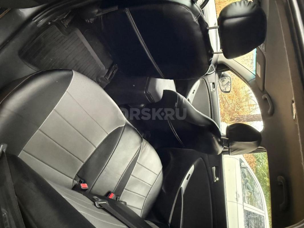 Продам Hyundai Solaris 2012 г.
1.4, 107 л.с. - Орск