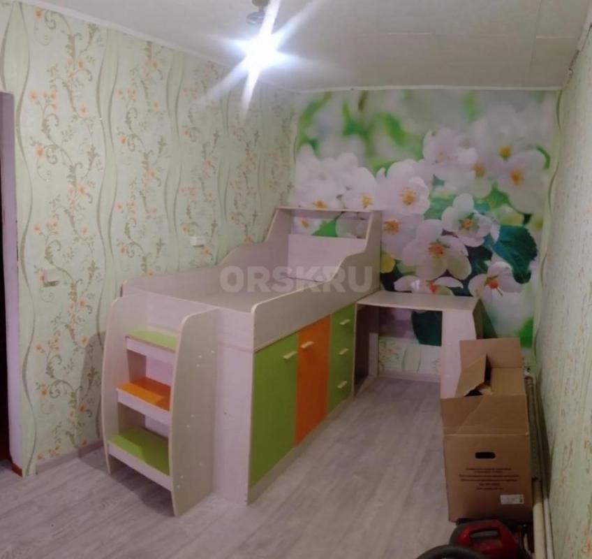 Продается теплый дом в п. - Орск