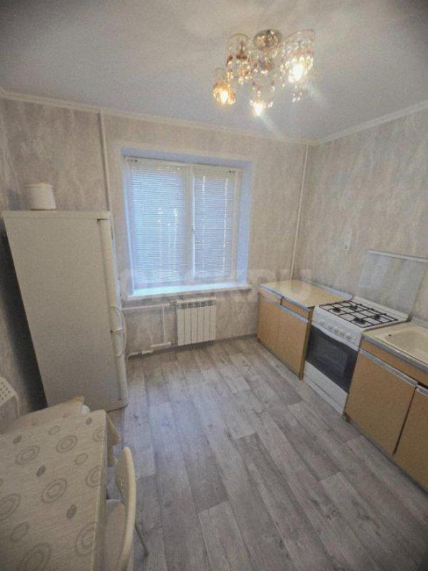 В продаже просторная, светлая, 1-комнатная квартира, улучшенной планировки в востребованном районе г - Орск
