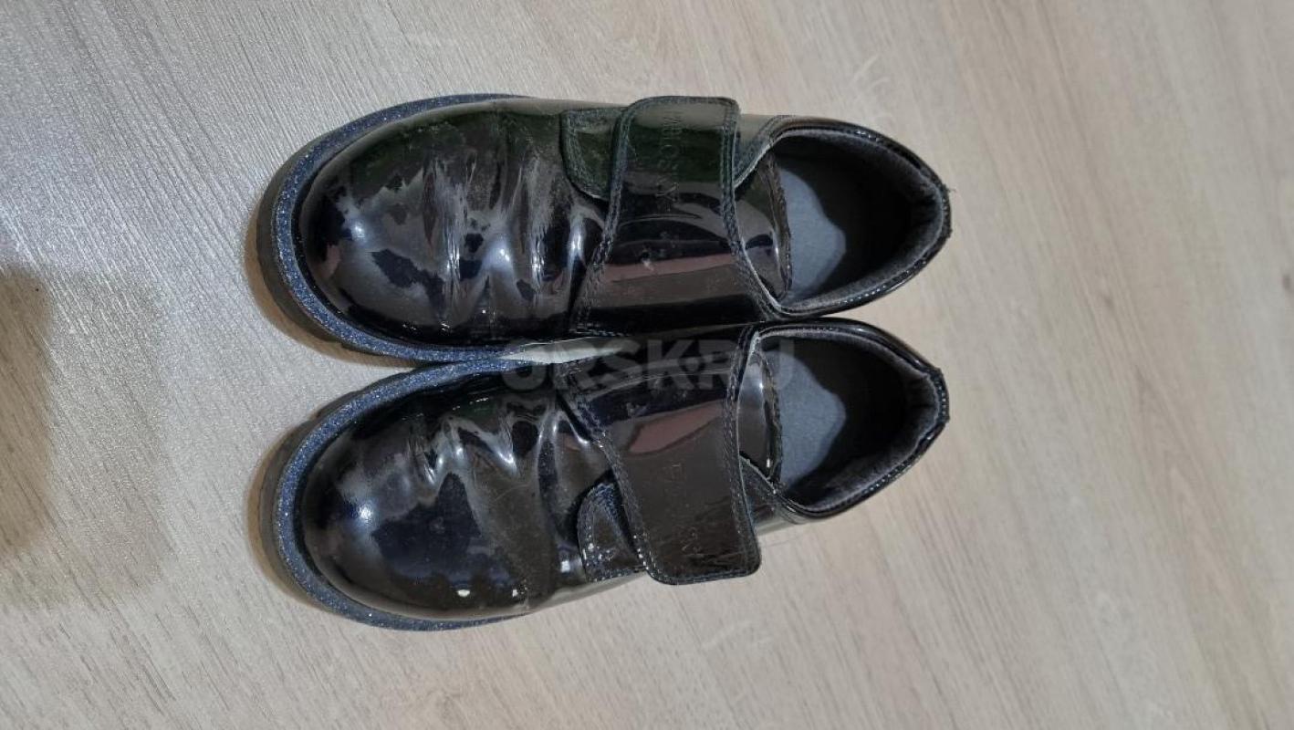 Продам 2 пары туфель для школы. - Орск