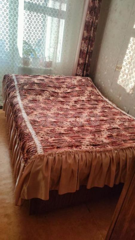 Продам спальный гарнитур: шифоньер, кровать с матрасом, комод, трельяж. - Орск