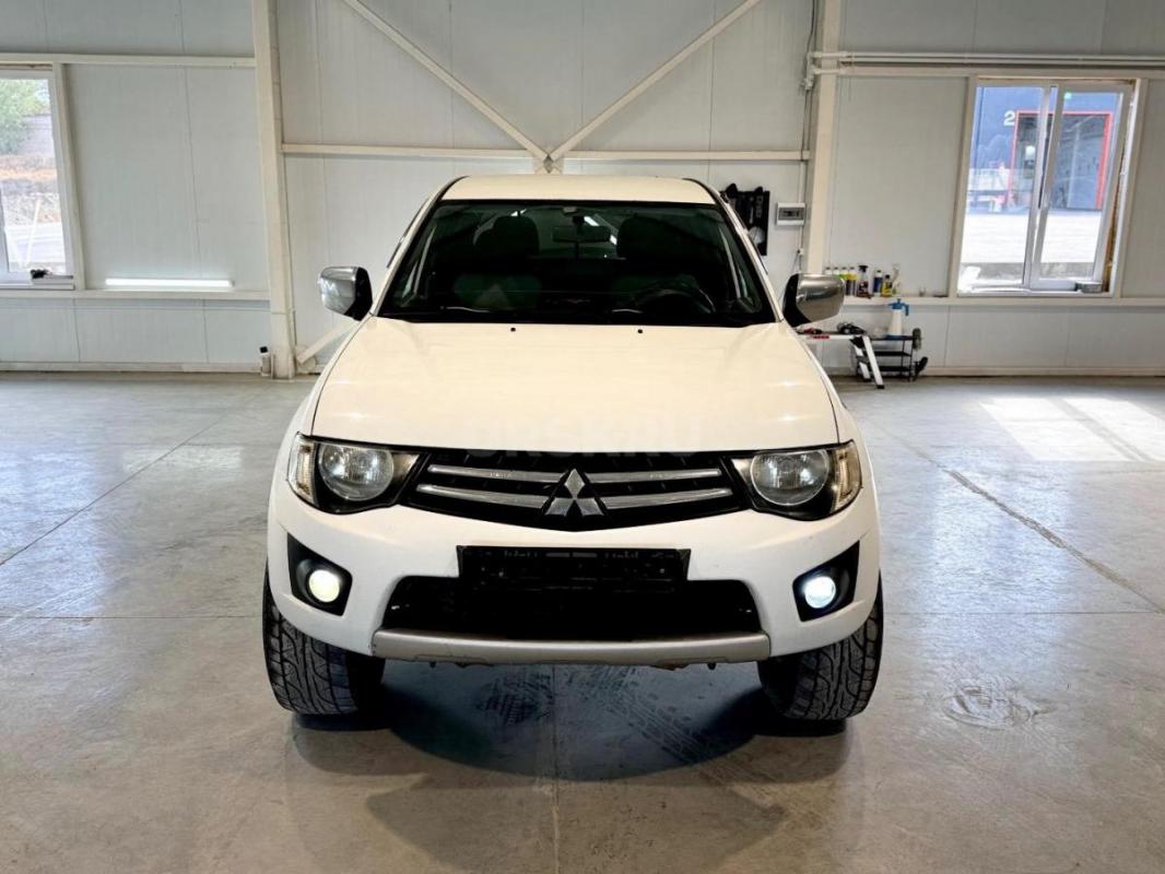 В продаже MITSUBISHI L 200, 2012 года выпуска. - Орск