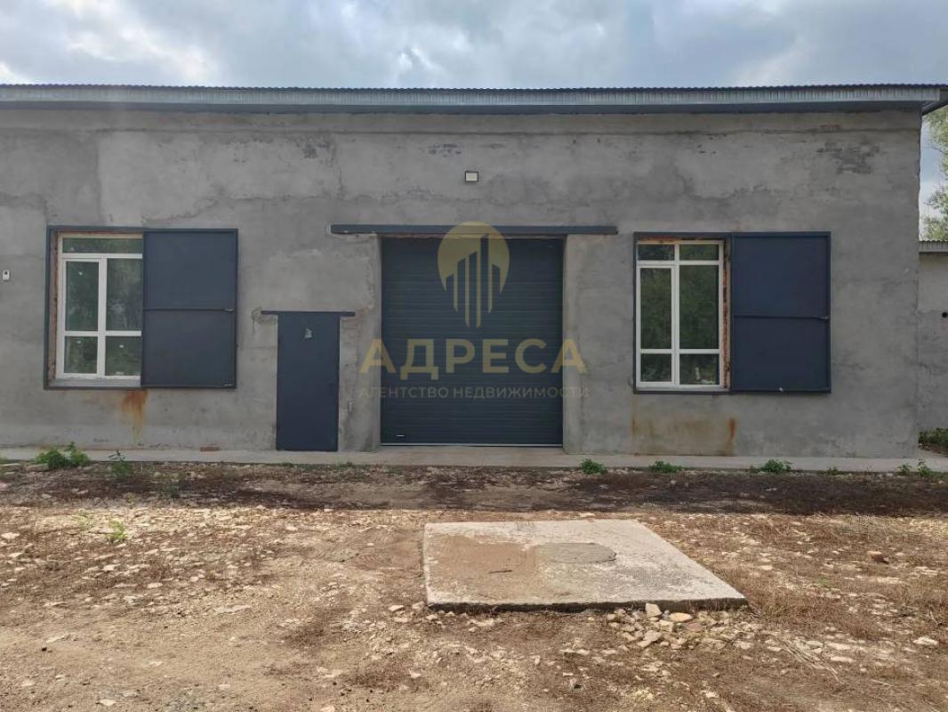 Продам капитальное отапливаемое здание площадью 190,2 м2 на ул. - Оренбург