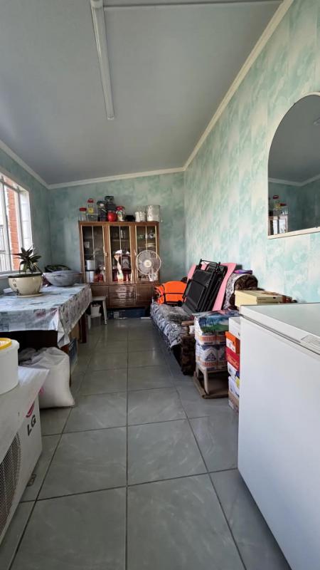 Краснохолм &mdash; село в Оренбургской области, входит в городской округ город Оренбург. - Краснохолм