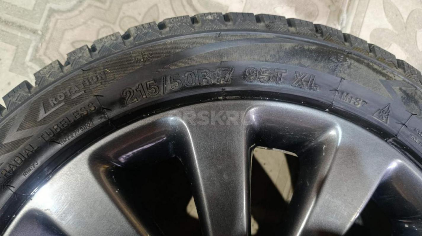 Продам зимние колеса в сборе,комплект 4 шт.,стояли на Опель Астраj, в отличном состоянии, диски  без - Орск
