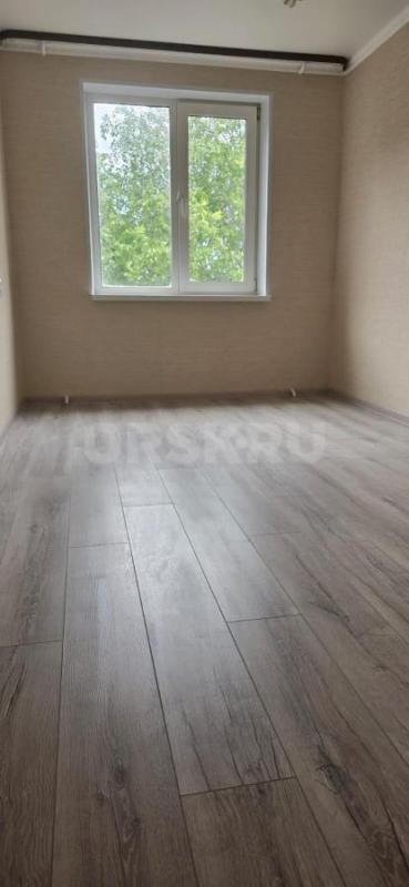 Продам 3-х комн квартиру по улице Олимпийская, дом 18, ремонт, 4/5 эт. - Орск