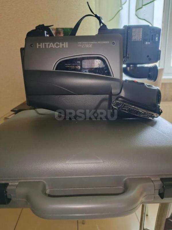 продам видеокамеру Хитачи - Орск