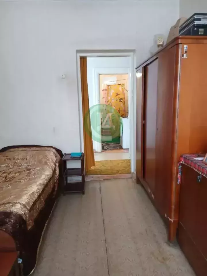 Продам дом на 2-х хозяев, квартирный статус. - Орск