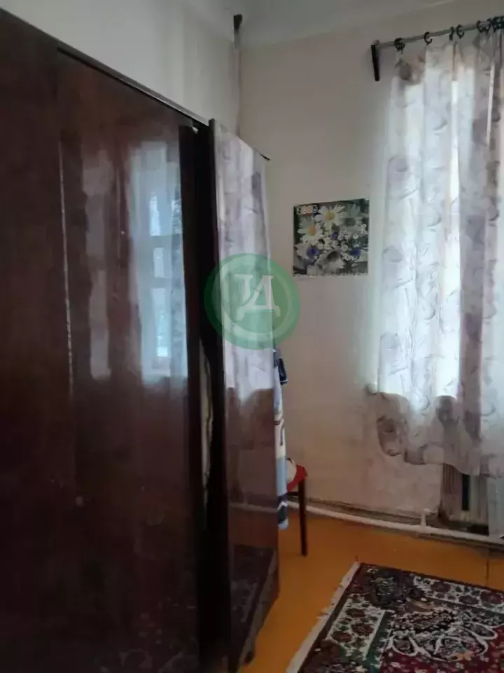 Продам дом на 2-х хозяев, квартирный статус. - Орск