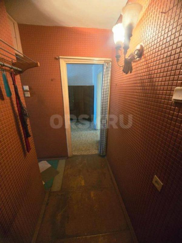 Продается 2-х комнатная квартира по адресу: ул. - Орск