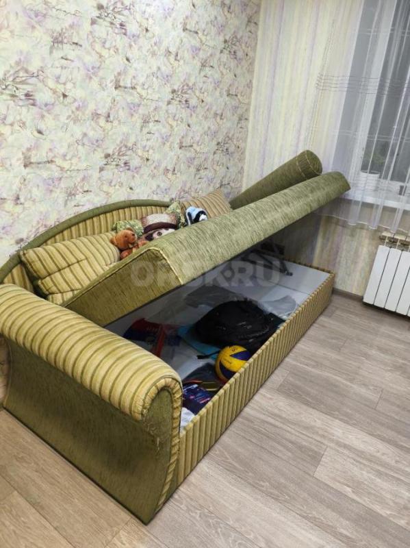 Тахта цвет оливково-зелёный с одним подлокотником, ящик для белья, габариты: ширина 218см, глубина 1 - Орск