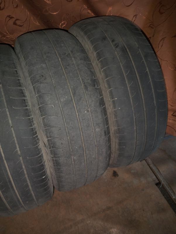 Aвтомобильные шины Nexen (Южнaя Корея) б/у  195/60R16 89H 
износ 60% - Гай