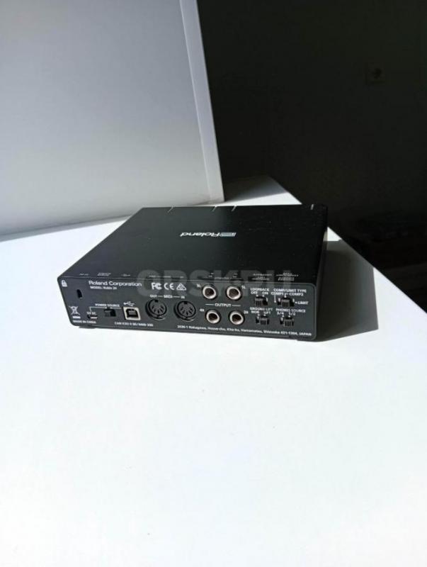 ПРОДАМ :
Аудио интерфейс AUDIO INTERFACE  Roland Rubix24. - Орск
