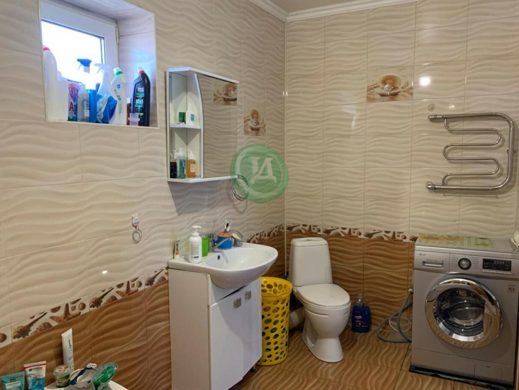 Продается уютный, двух этажный дом по ул. - Орск