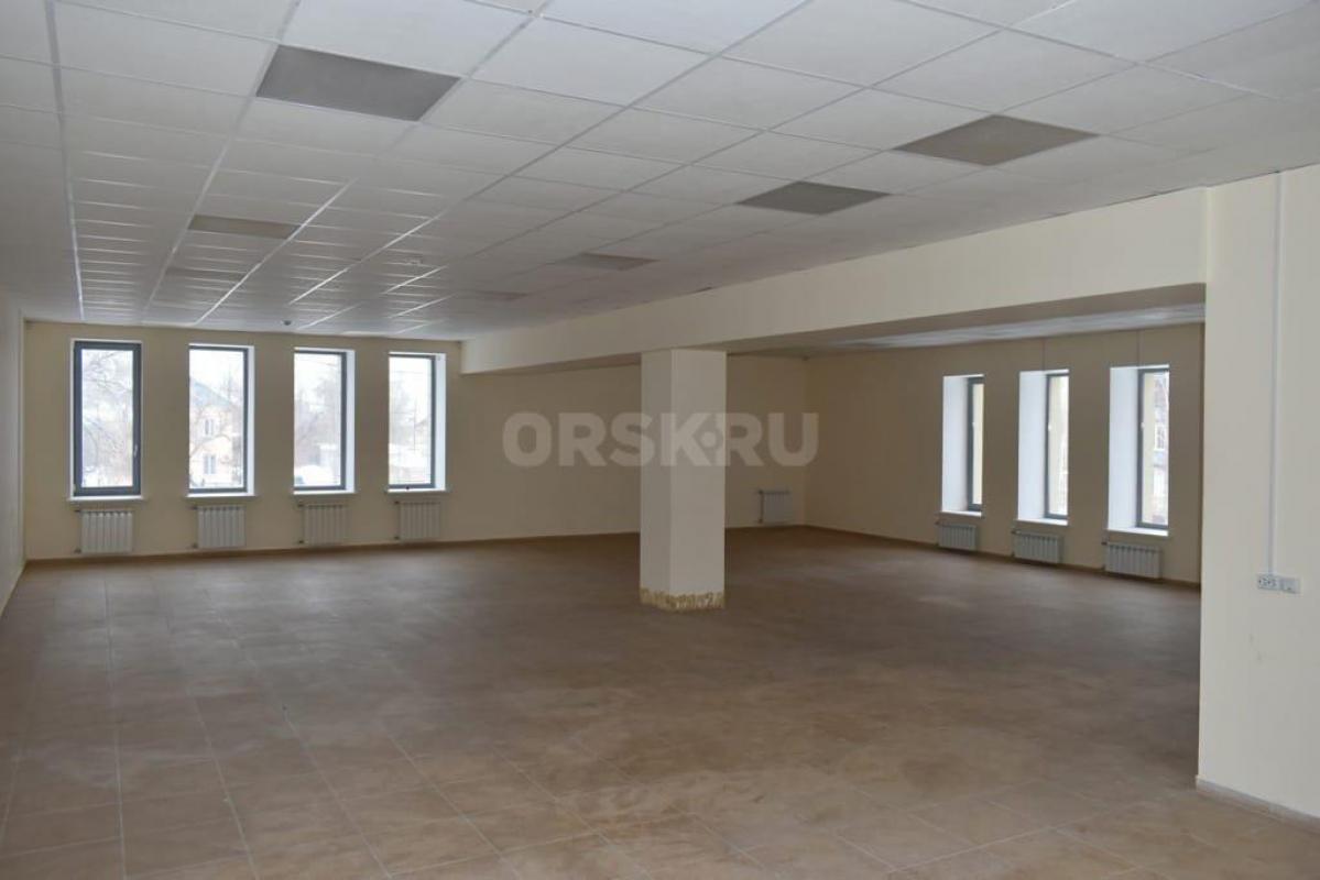 Сдается коммерческое помещение в Орске, ул. - Орск