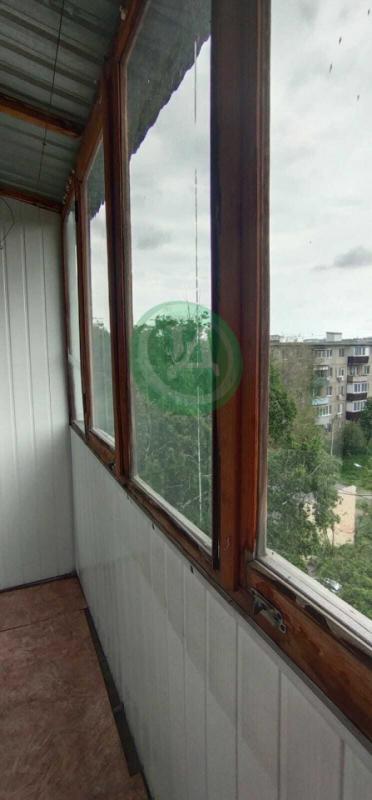 Продаётся уютная двухкомнатная квартира площадью 43.7 квадратных метров на пятом этаже пятиэтажного - Орск