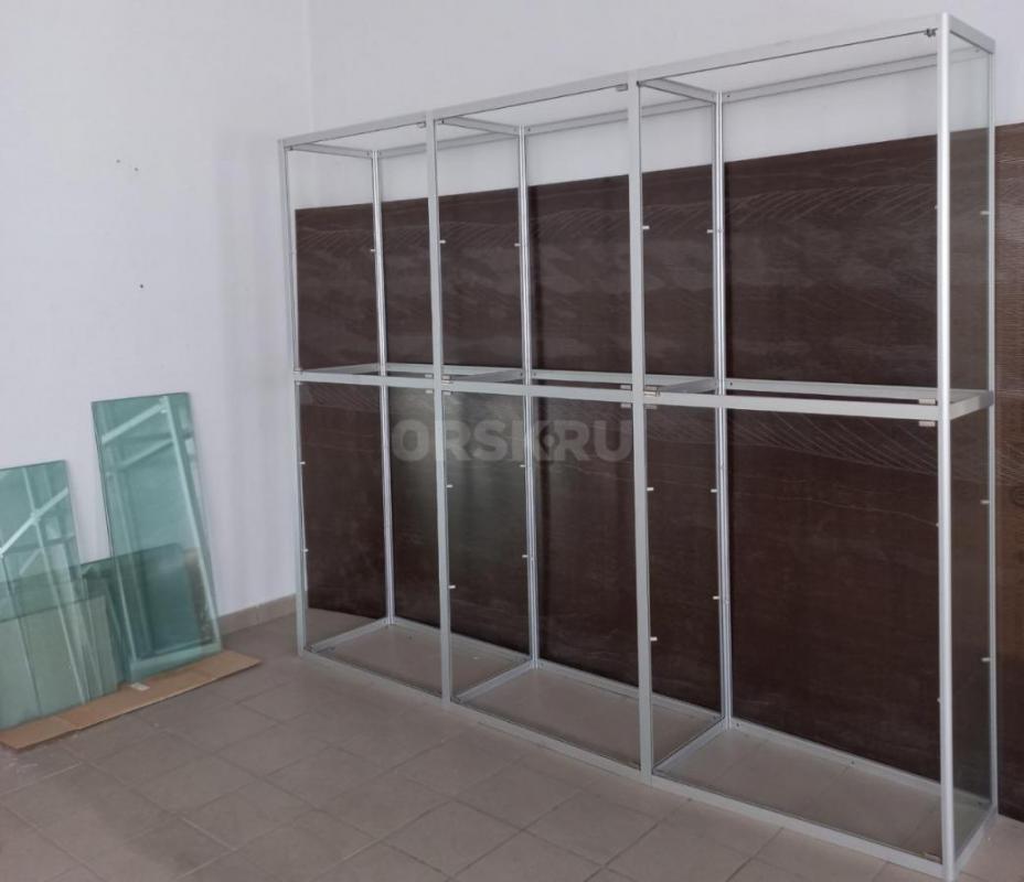 Продаю стеклянные витрины два образца разных размеров. - Орск