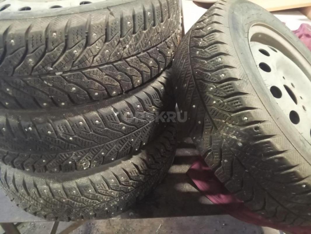 Продам зимнюю резину б/у 175/65 R 14 - Орск