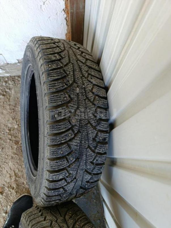 Продам зимнюю резину Nokian Nordman 5 185/65R15. - Орск