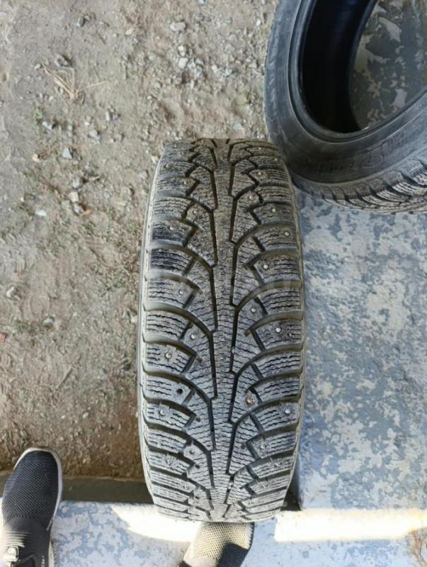 Продам зимнюю резину Nokian Nordman 5 185/65R15. - Орск