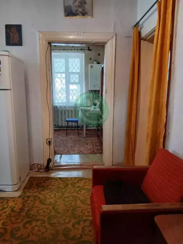 Продам дом на 2-х хозяев, квартирный статус. - Орск