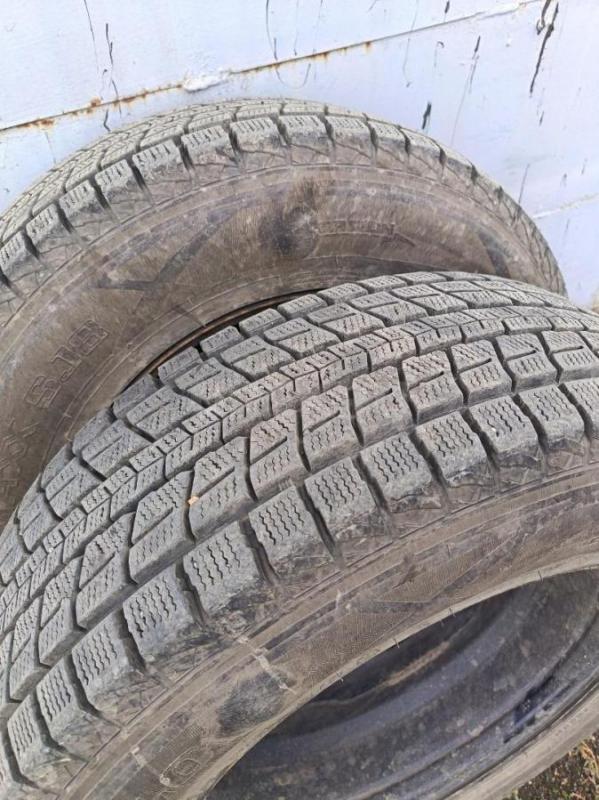 Продам колёса R16 с Рено Дастер, шины зимние липучка Dunlop Winter maxx sj8, размер шин 215/70R16, п - Орск