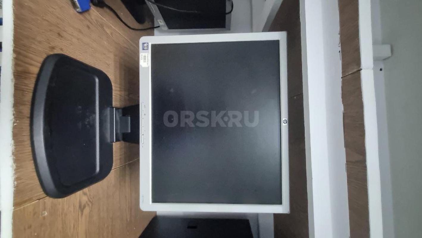 Продам, БЕЗ ТОРГА! 

три Монитора  -1500 руб. - Орск