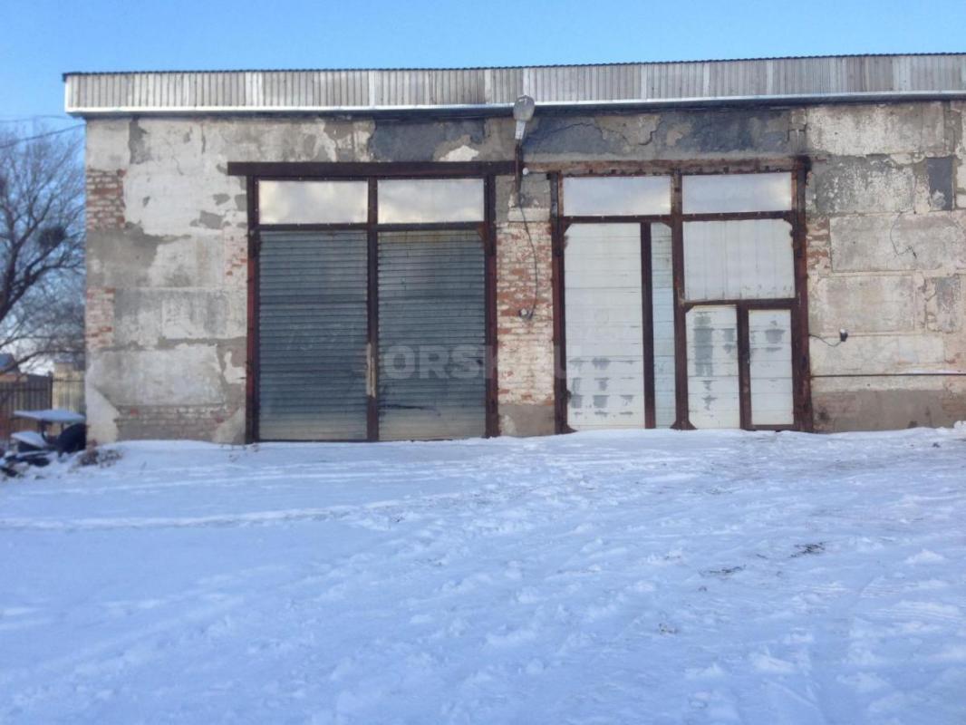 Сдам в аренду помещение под гараж, склад, производство. 180 м кв,двое ворот 4м,теплая раздевалка, ду - Орск
