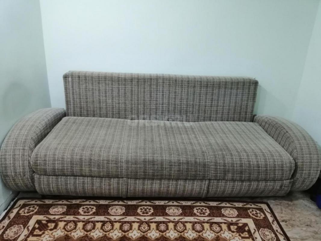 Продам диван б/у общая длина 230 см - Орск