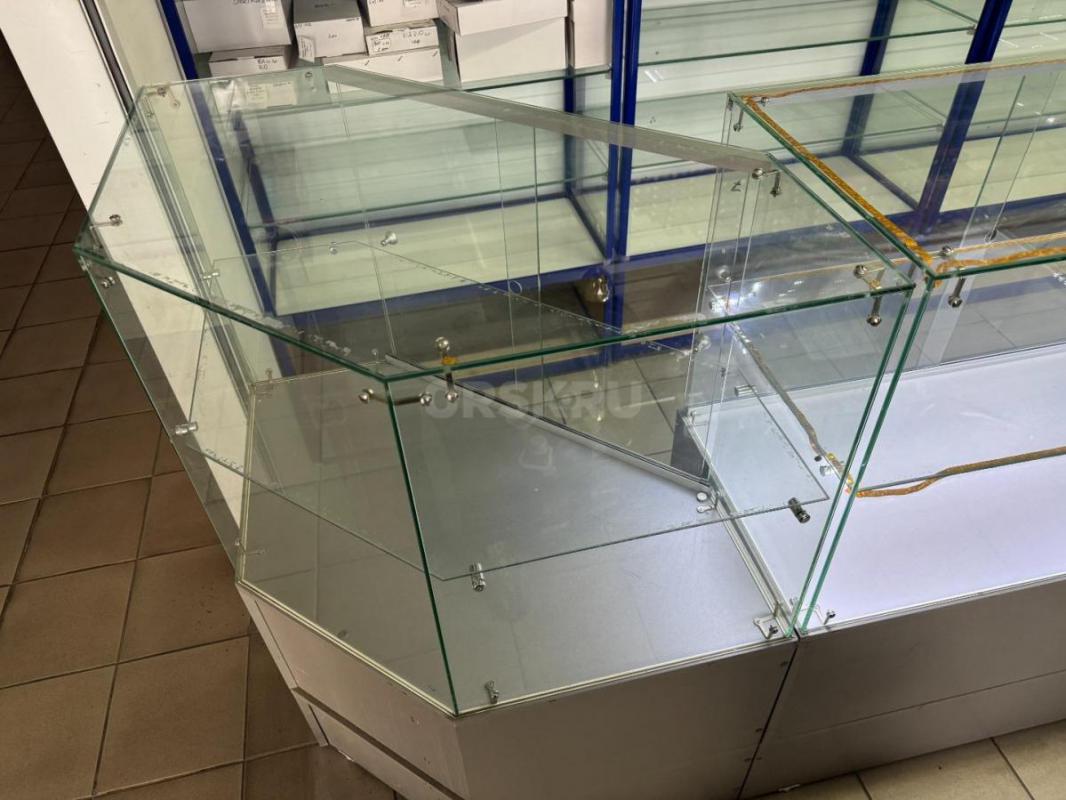 Продам витрины 9 шт. - Орск