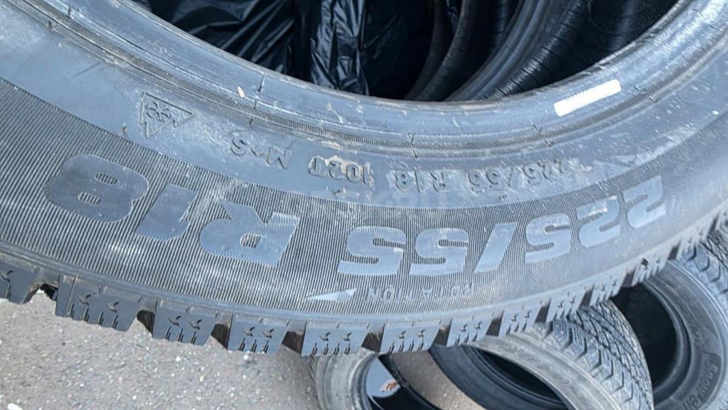 Продам зимние шипованные шины Formula 225/55/R18 20000т.р. - Орск