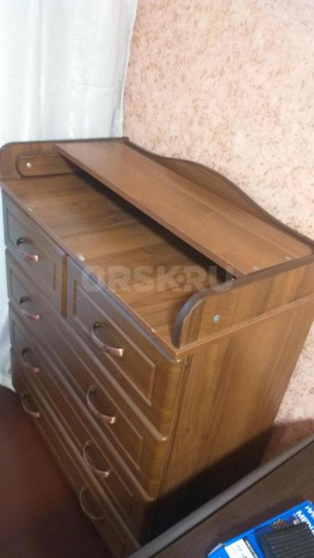 Продам комод с открывающимся столиком (например пеленальный) или под цветы. - Орск