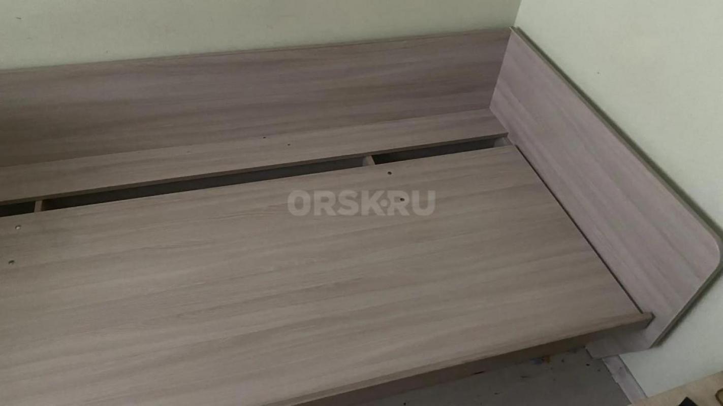 Продам детскую кровать с подъемным механизмом, размер спального места 900*2000. - Орск
