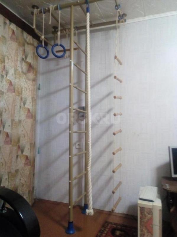 Продам спортивный уголок в хорошем состоянии за 3500руб. - Орск