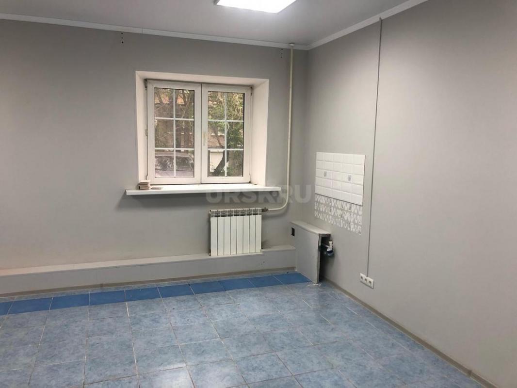 Сдам помещения в аренду в отдельно стоящем двух- этажном здании по адресу ул. - Орск