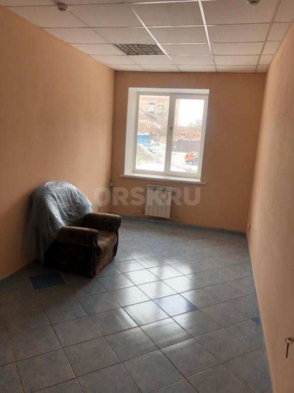 Сдам помещения в аренду в отдельно стоящем двух- этажном здании по адресу ул. - Орск