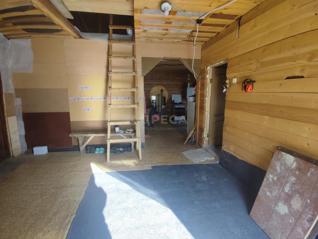 Продается дом в живописном уголке Сакмарского района!🏡 Местоположение: Село Дворики📏 Площадь дома: 1 - Дворики