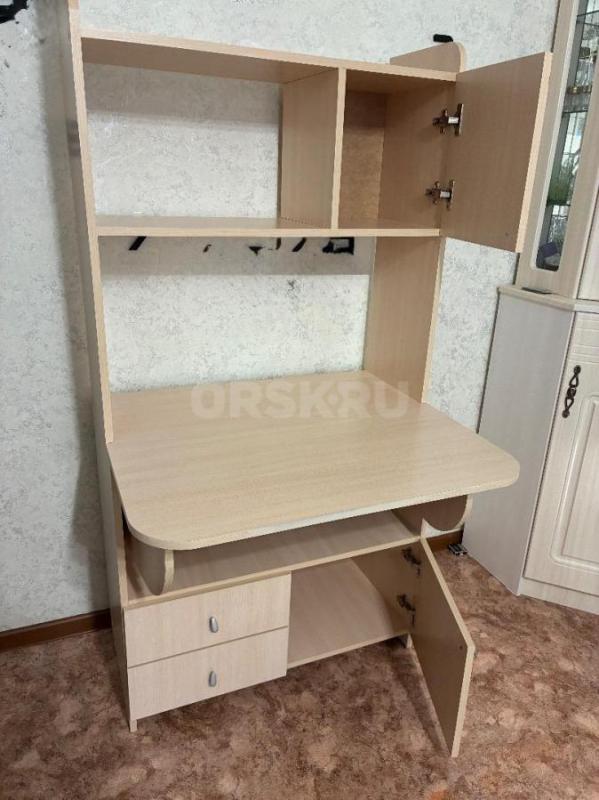 Продам письменный стол. - Орск